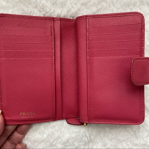 SOLD - PRADA PINK SMALL SAFFIANO LEATHER WALLET - Picture 8 of 9